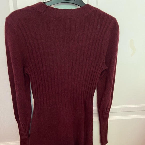 Great condition Club Monaco part wool dress in maroon, size xs! - Picture 4 of 4